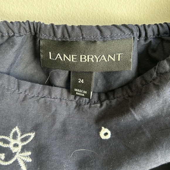 LANE BRYANT Off Shoulder Peplum Blouse Top Navy Blue White Embroidered Size 24 - Picture 15 of 15